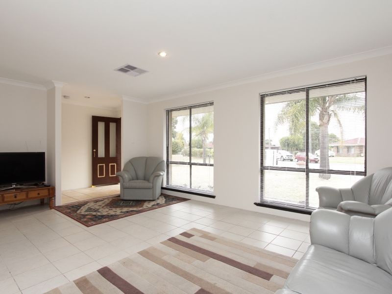 7 Greenhood Court, Gosnells WA 6110