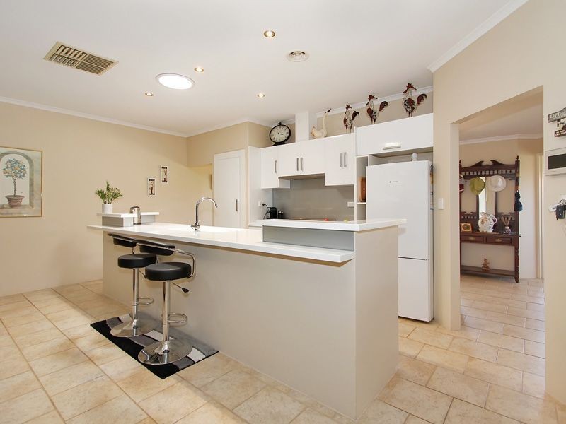 23 Burnside Terrace, Canning Vale WA 6155
