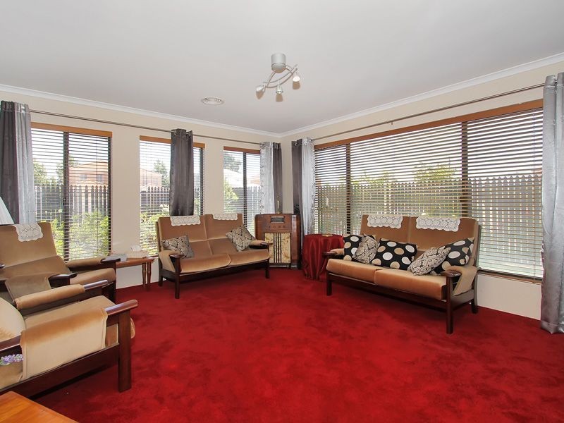 23 Burnside Terrace, Canning Vale WA 6155