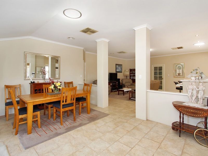 23 Burnside Terrace, Canning Vale WA 6155