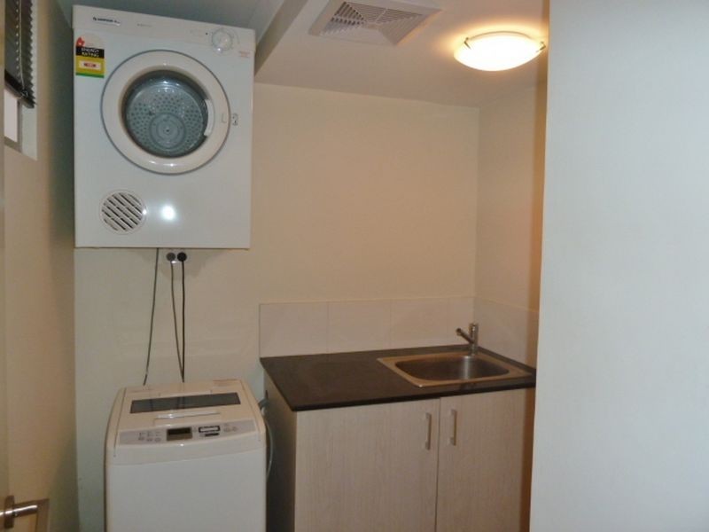 2/255 Newcastle Street, Northbridge WA 6003