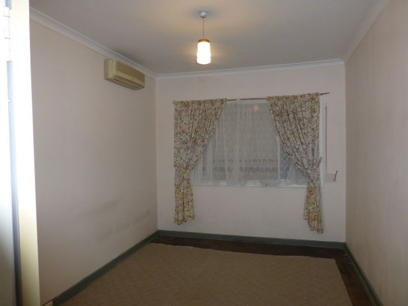 5 Graham Place, Redcliffe WA 6104