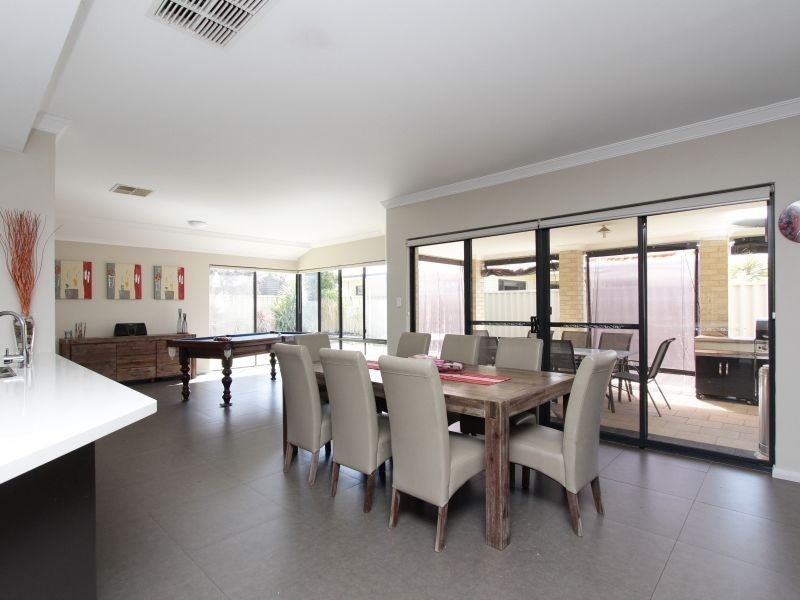 28 Crested Turn, Harrisdale WA 6112