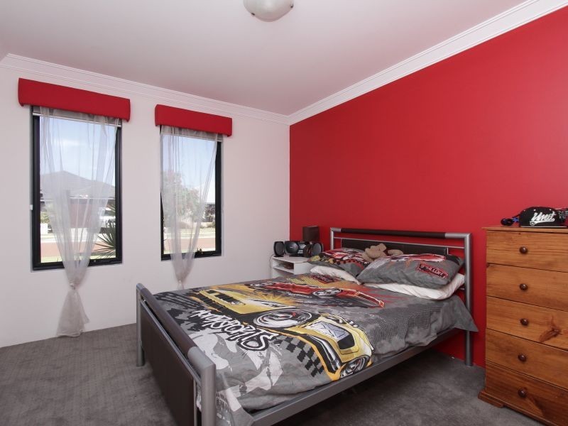 28 Crested Turn, Harrisdale WA 6112