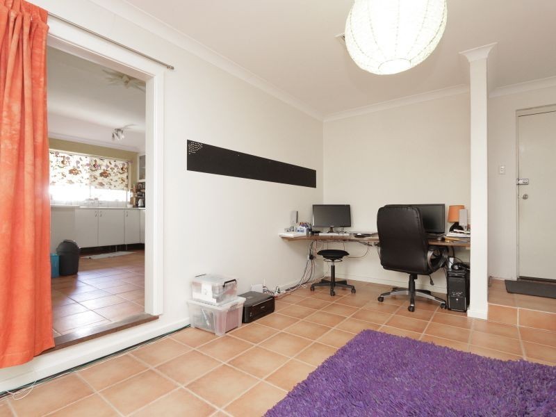 22B Chevalier Way, Thornlie WA 6108