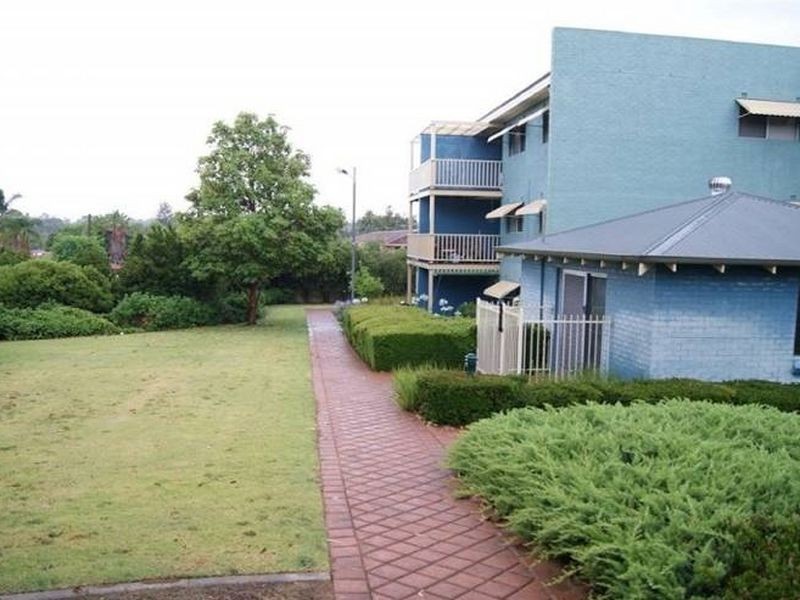 2/21 Fennager Way, Calista WA 6167