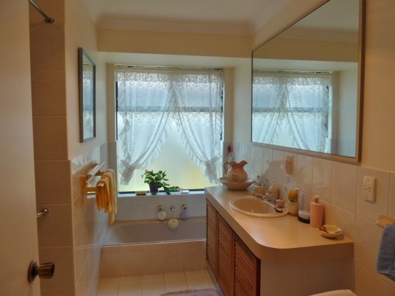 32 Chamberlain Street, Gosnells WA 6110