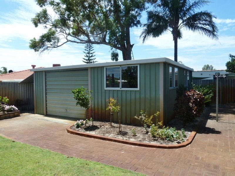 32 Chamberlain Street, Gosnells WA 6110