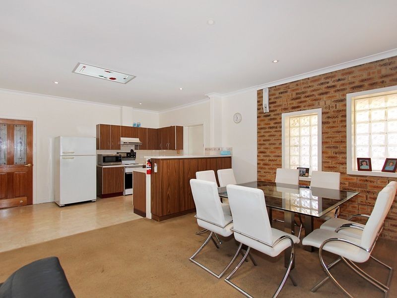 193 Grove Road, Lesmurdie WA 6076