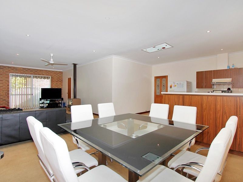 193 Grove Road, Lesmurdie WA 6076