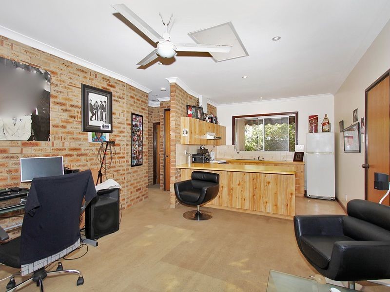 193 Grove Road, Lesmurdie WA 6076