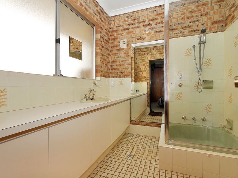 193 Grove Road, Lesmurdie WA 6076