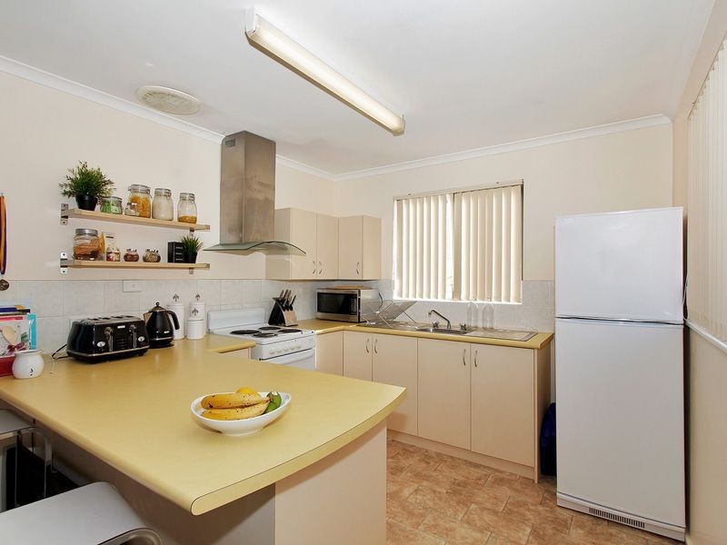 193 Grove Road, Lesmurdie WA 6076