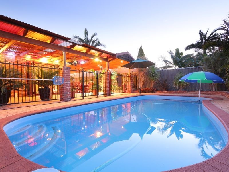 16 Tritonia Rise, Thornlie WA 6108