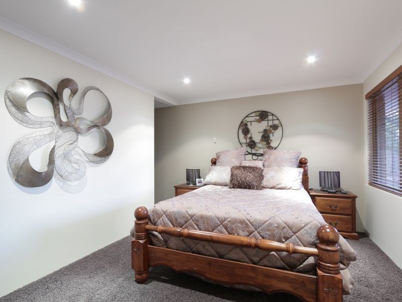 16 Tritonia Rise, Thornlie WA 6108