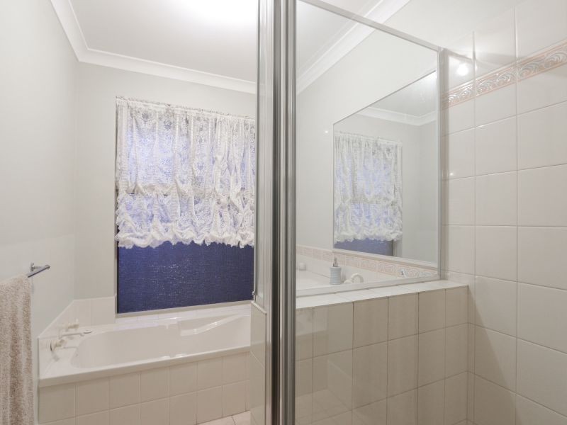 16 Tritonia Rise, Thornlie WA 6108