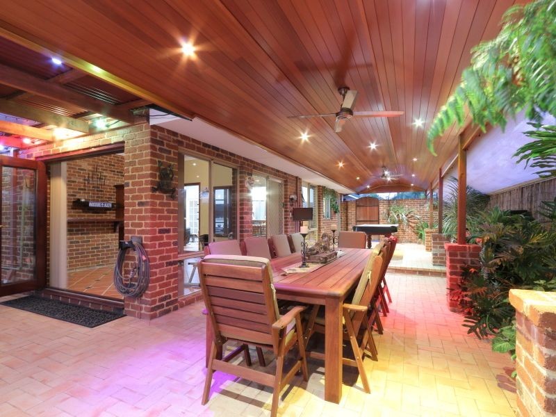 16 Tritonia Rise, Thornlie WA 6108