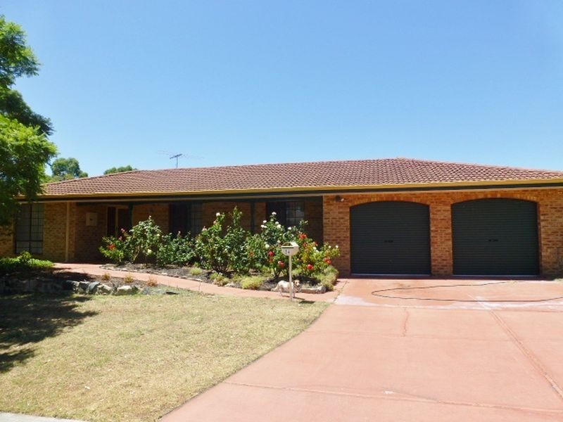 24 Jacqueline Drive, Thornlie WA 6108