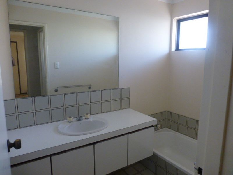 63 Calluna Way, Forrestfield WA 6058