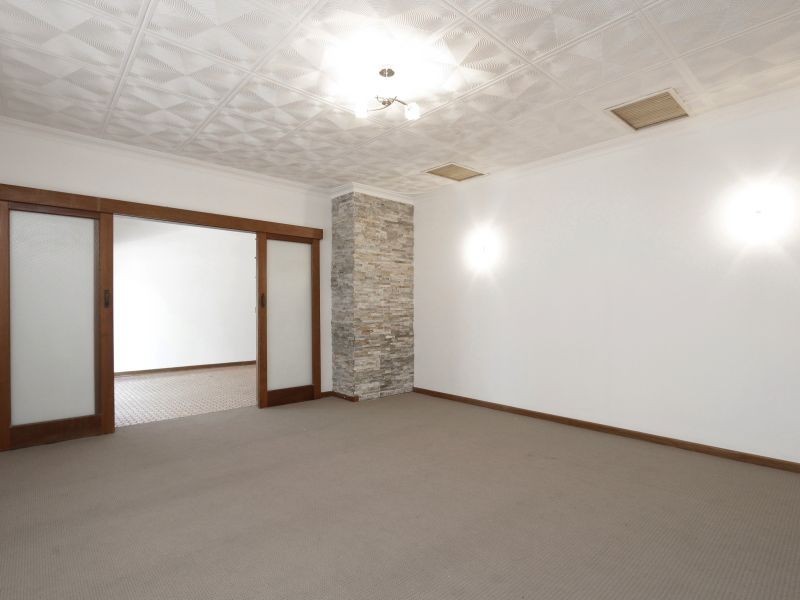 74 Schruth Street North, Kelmscott WA 6111