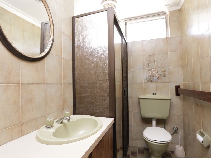 74 Schruth Street North, Kelmscott WA 6111