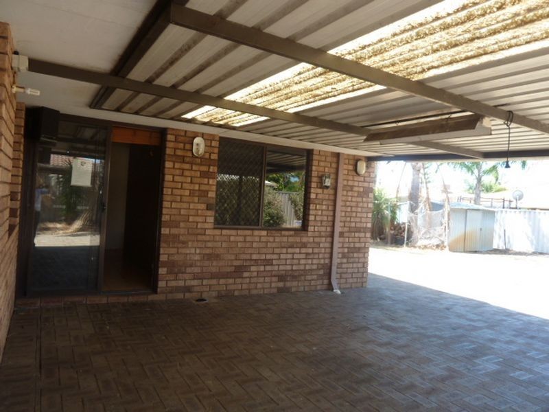 20 Mistletoe Drive, Huntingdale WA 6110