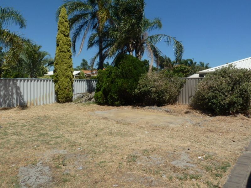 20 Mistletoe Drive, Huntingdale WA 6110