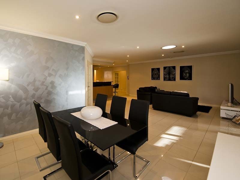 24 Rufford Lane, Canning Vale WA 6155