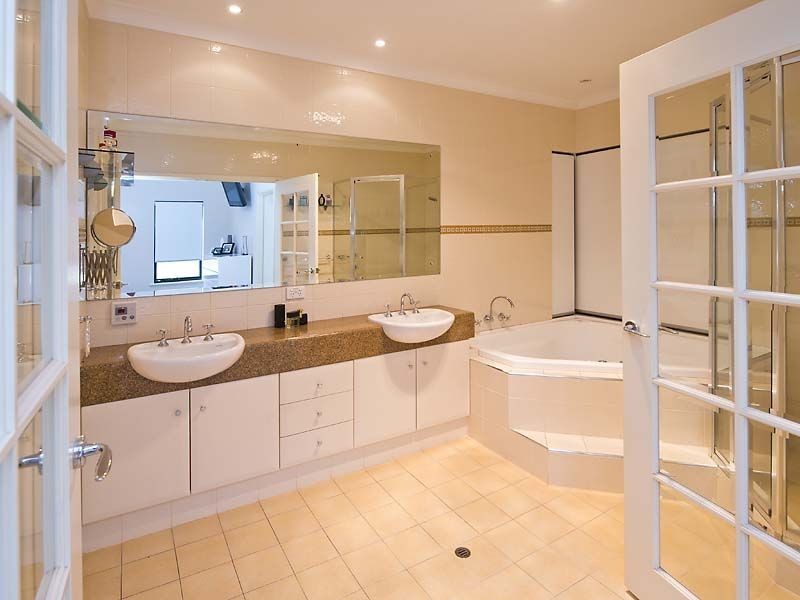 24 Rufford Lane, Canning Vale WA 6155