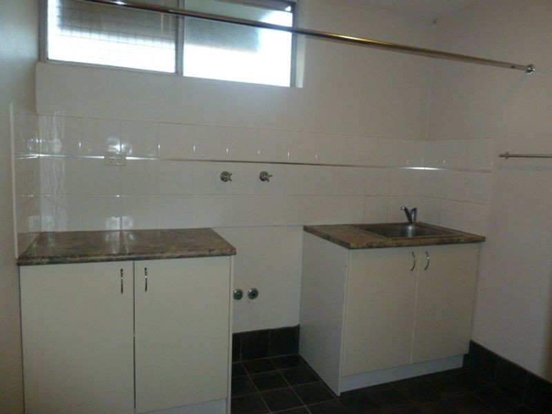 3/2 Minora Place, Rivervale WA 6103