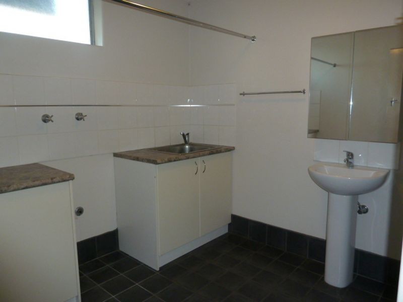 3/2 Minora Place, Rivervale WA 6103