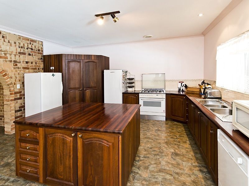 16 Newbold Road, Casuarina WA 6167