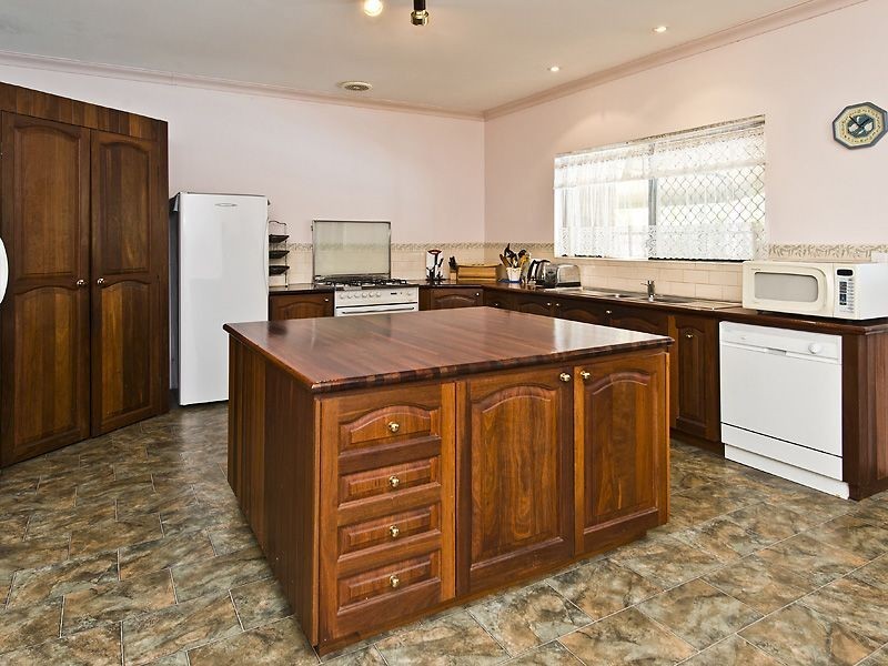 16 Newbold Road, Casuarina WA 6167