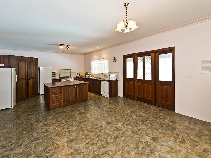 16 Newbold Road, Casuarina WA 6167