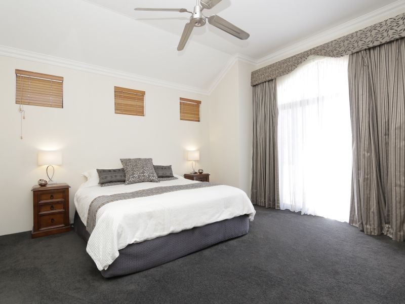 42 Ashridge Turn, Canning Vale WA 6155