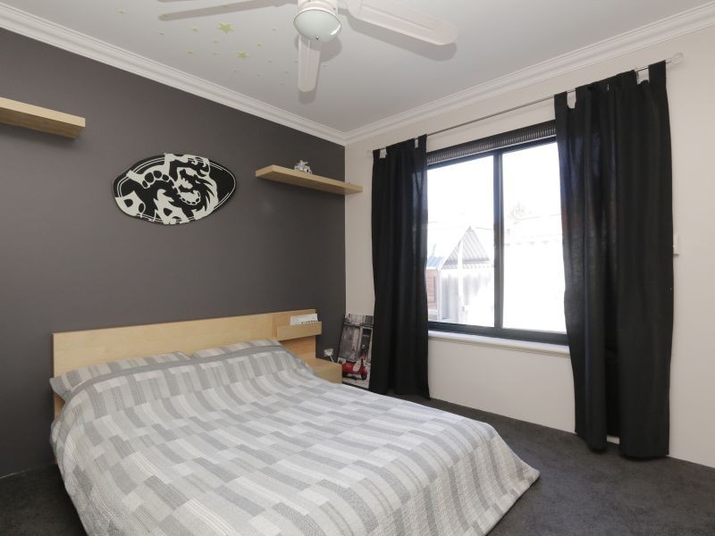42 Ashridge Turn, Canning Vale WA 6155