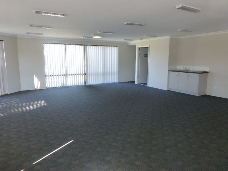 Unit 1/2 View Avenue, Langford WA 6147