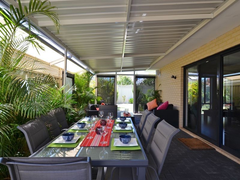 14 Dupont Way, Canning Vale WA 6155