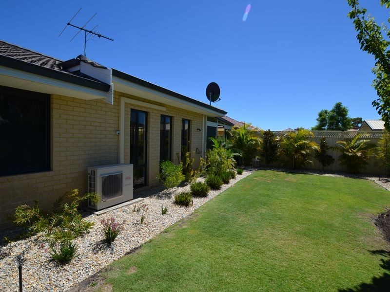 14 Dupont Way, Canning Vale WA 6155