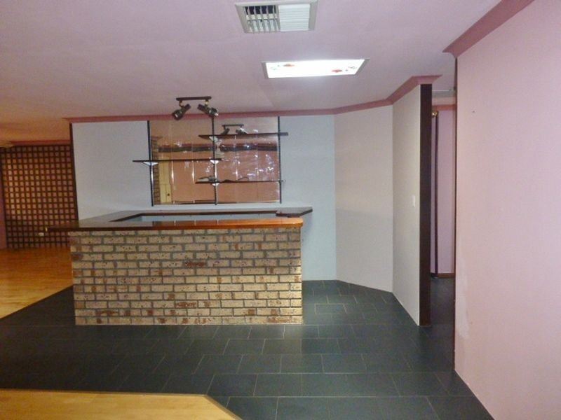 19 Pimelia Grove, Thornlie WA 6108