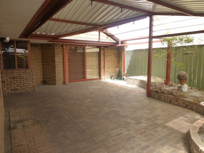 19 Pimelia Grove, Thornlie WA 6108