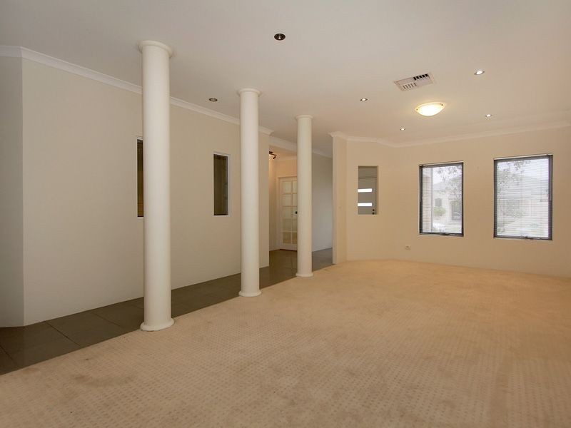 11 Millstream Drive, Southern River WA 6110