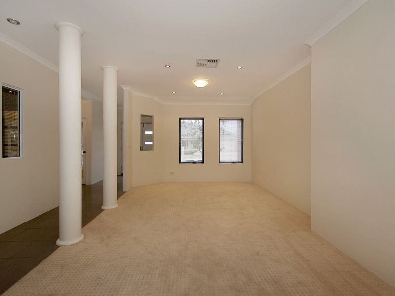 11 Millstream Drive, Southern River WA 6110