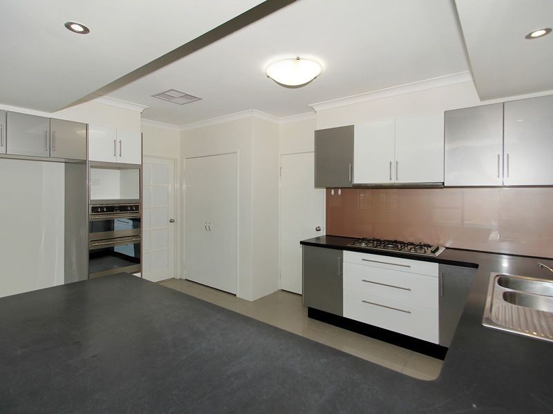 11 Millstream Drive, Southern River WA 6110