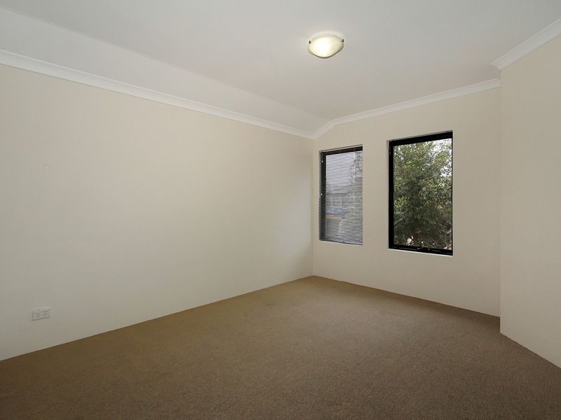 11 Millstream Drive, Southern River WA 6110