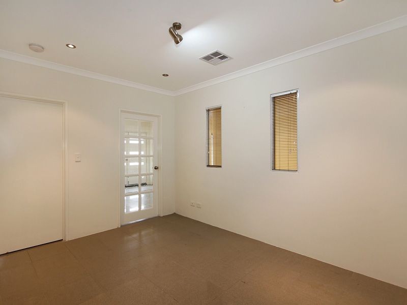 11 Millstream Drive, Southern River WA 6110