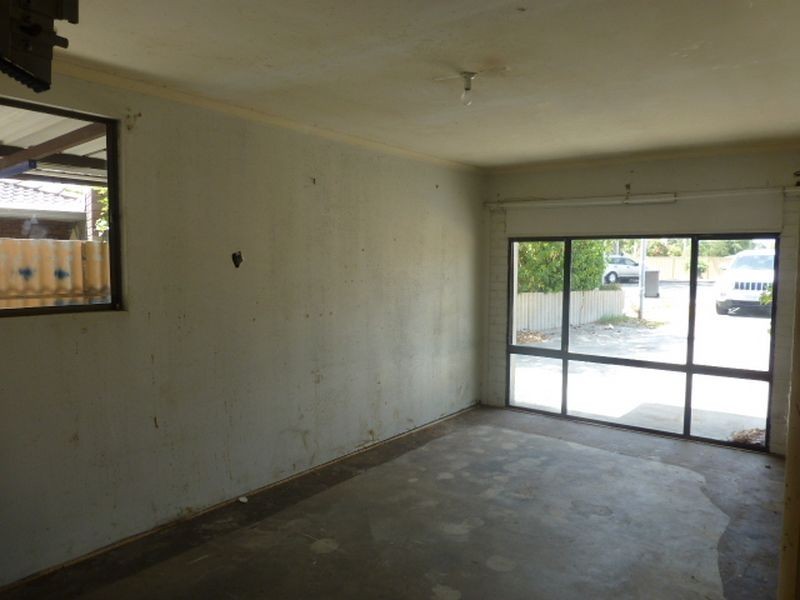 16 Wilfred Court, Thornlie WA 6108