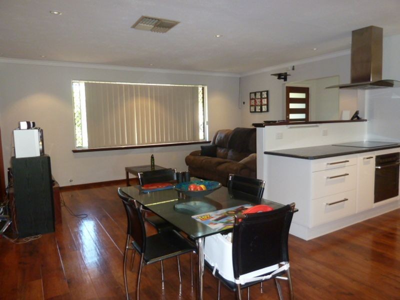 36 Hughenden Drive, Thornlie WA 6108