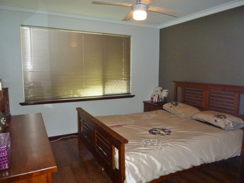 36 Hughenden Drive, Thornlie WA 6108