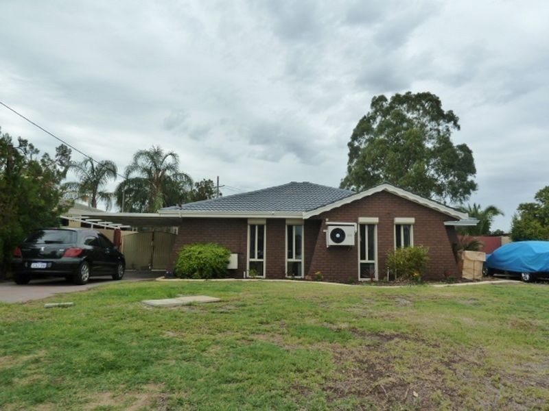 82 Partridge Way, Thornlie WA 6108